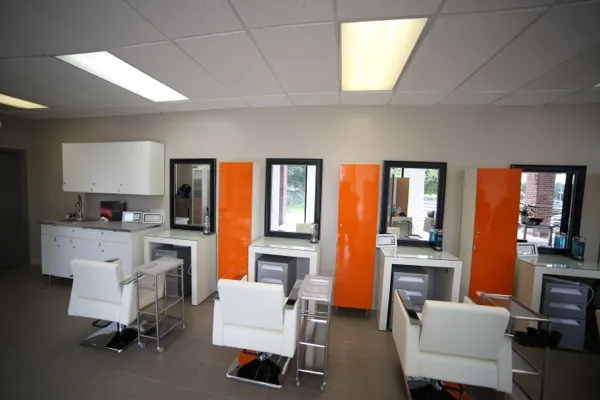 Inside KND Salon